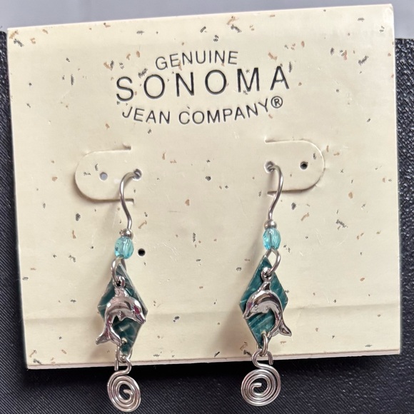 5/$25 (Pick 5 items for $25 Labeled) Sonoma Silvertone and Teal Dolphin Earrings - Picture 1 of 4